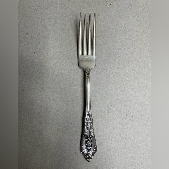 Rose Point Wallace Sterling 1934 4 Piece Dinner Setting No monogrammed - Picture 10 of 15